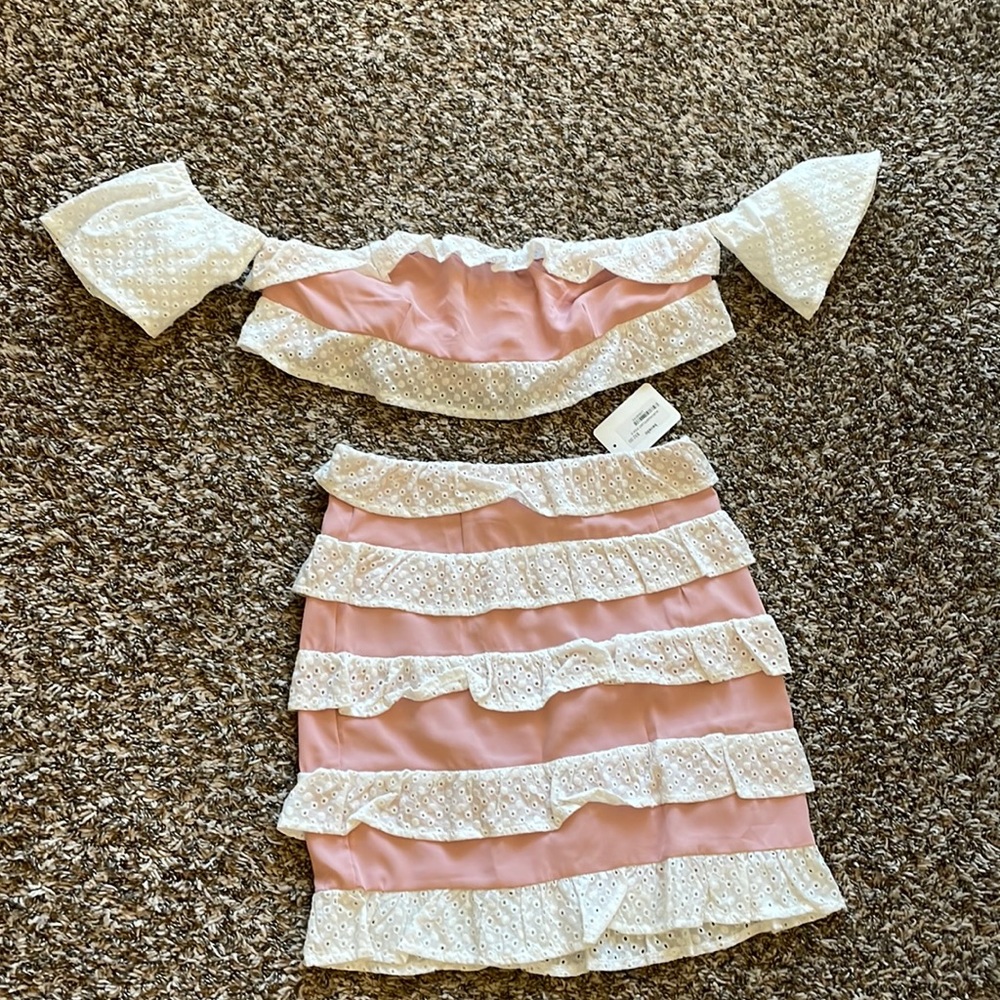 Bevello boutique matching ruffle set. Tags on!